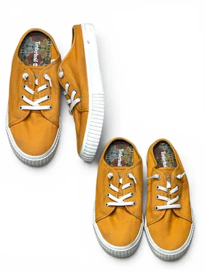 Timberland Skyla Bay Mule clogs in a dark yellow size 8 thumbnail 1