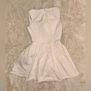 NWOT HOUSE OF CB 'Cupid' White Pleated Mini Dress sz L full cup tall thumbnail 9