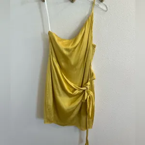 NWT Lovers + Friends Karen Mini Dress Yellow Gold Satin Wrap Dress Small Revolve thumbnail 6