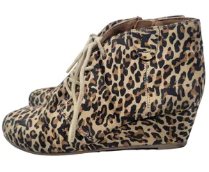 DV Dolce Vita Leopard Print Wedge Ankle Boots Lace Up Side Zip Women's Size 6‎ thumbnail 1