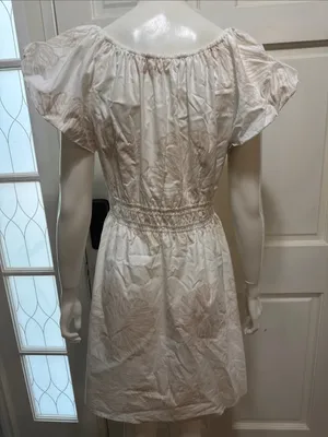 Marie Oliver Emilia White & Beige Floral Fit-and-Flare Dress Size Medium thumbnail 11