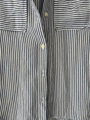 Gap Button-Up Women’s thumbnail 3