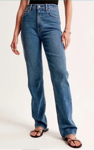 Abercrombie & Fitch The 90s Straight Ultra High Rise Jeans Size 8 thumbnail 1