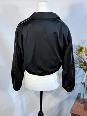 💥Polly Cropped Windbreaker Jacket Black White Zip Toggle Hem Lightweight S/M💚 thumbnail 3