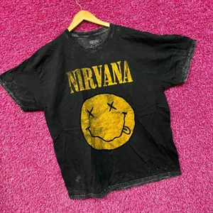 Nirvana Nevermind Dead Eye Smiley Grunge Acid Wash Tee XL thumbnail 3