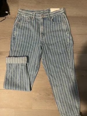 American Eagle Jeans thumbnail 2