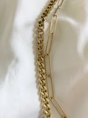 Boutique Gold Double Link Bracelet thumbnail 3