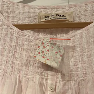 Free People M‎ Ombré Top We The Free Little bit of something thumbnail 6
