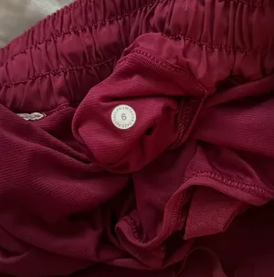 Lululemon Hotty Hot Lined Shorts 2.5" thumbnail 4