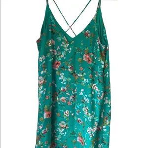 Strappy green floral dress size medium thumbnail 2