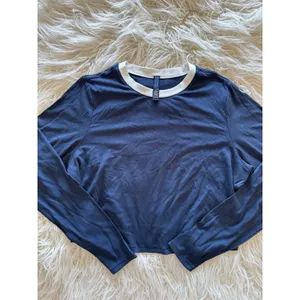 Skims Soft Lounge Ringer Long Sleeve Crop Top Navy Multi Size 2X thumbnail 4