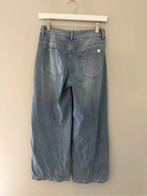 Halara Flex Crossover Waist Wide Leg Jeans Petite XS Light Wash thumbnail 5