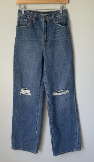 Levi's High Waisted Straight Denim Jeans Distressed Blue Women's Size 25 thumbnail 1