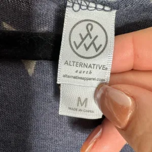 RED‎ WHITE AND ROSÈ STAR Vineyard Tank Size Medium thumbnail 3