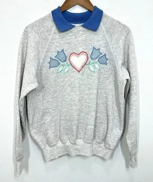 Lee Vintage 80s Collared Grannycore Sweater Grey Hearts & Tulips Embroidered Size L thumbnail 1