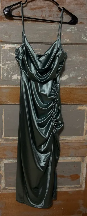Windsor Dress Formal Satin Slit thumbnail 1
