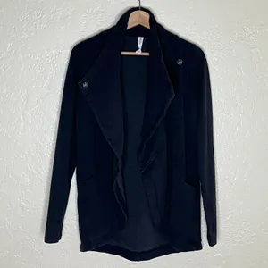 Lululemon Women's‎ Black Rulu Rally Wrap Long Sleeve Jacket with Thumbholes Sz 4 thumbnail 3