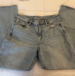 Old Navy Jeans thumbnail 3