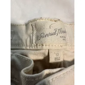 Universal Thread Womens Off-White High-Rise‎ Denim Shorts Size 12 thumbnail 6
