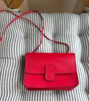 Vintage 80s 90s Cherry Red Leather Mini Purse Built in Mirror thumbnail 1