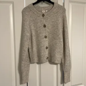 GAP Soft Gray Cardigan thumbnail 3