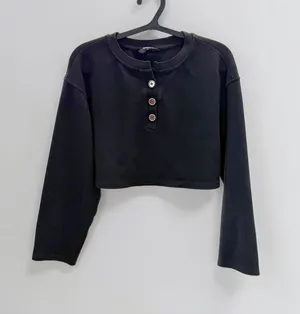 Cider Black‎ Solid Button Front Henley Cropped Sweatshirt - XS thumbnail 1