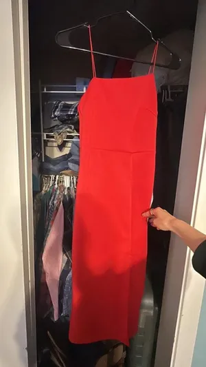 Amazon Red midi dress thumbnail 2