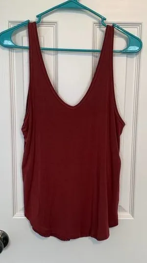 Abercrombie‎ and Fitch Red Drapey V-Neck Knit Tank Women's Size Small thumbnail 1