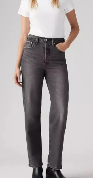 LEVI’S Ribcage Straight Jeans in Washed Black‎ size 24 thumbnail 1