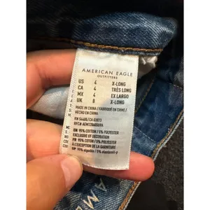 American Eagle distressed ripped knee Mom Jeans thumbnail 2