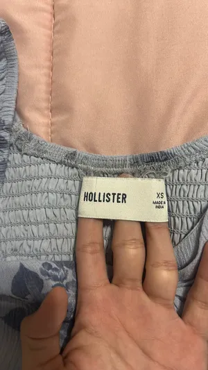 Hollister Top Flower Blue Print thumbnail 2
