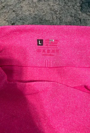 Pink athletic shorts Size L thumbnail 3