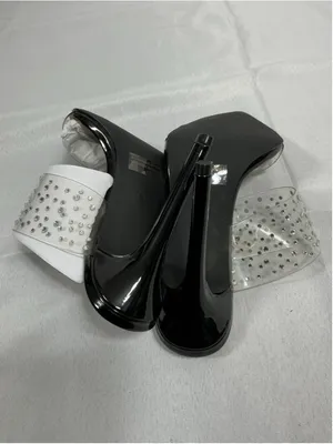 Woman’s New Wild Diva Carmy Slip On Stiletto Mules Size 7 Black Stud Accents thumbnail 6