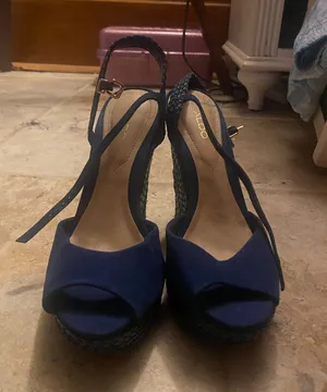 Shoes thumbnail 1