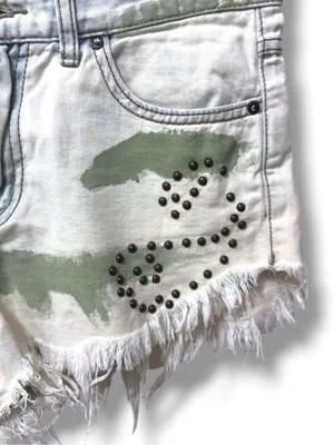 Free People |EUC 100% Cotton Boho Olive Camo Studded Distressed Denim Shorts (27 thumbnail 6