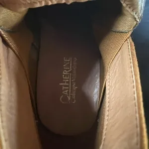 Catherine Malandrino‎ Margaret Taupe Block Heeled Faux-Suede Ankle Bootie Size 6 thumbnail 6