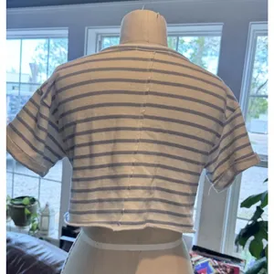 altar'd state Sylvie V Neck Crop Striped Blue& White Women’s Xxs Relaxed Xxs thumbnail 4