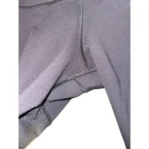 Lululemon Low Rise Capri Leggings Women's 6 Black Basic Yoga Workout‎ Textured thumbnail 4