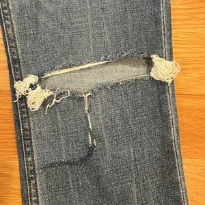 Abercrombie & Fitch the 90s slim straight ultra high rise jeans size 28/6L. thumbnail 3
