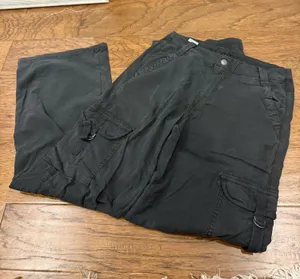 American Eagle Cargo Pants thumbnail 1