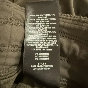 Aritzia Golden MoveTech Kinetic Joggers Womens Small Green Midrise Athletic Pant thumbnail 8