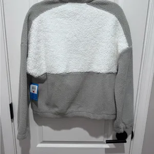 Columbia Women’s Lodge Fleece Pullover- size medium thumbnail 2
