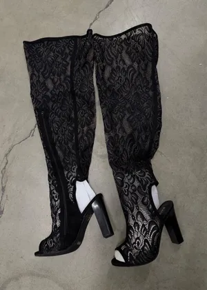 Bamboo Black Floral Lace Over The Knee Peep Toe Block Heel Boots Size 9 thumbnail 1