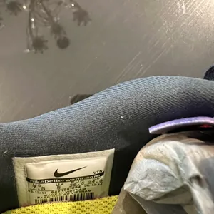 Nike sneaker thumbnail 6