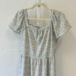 Monteau Los Angeles Floral Square Neck Puff Sleeve Tiered Mini Dress Blue Small thumbnail 3