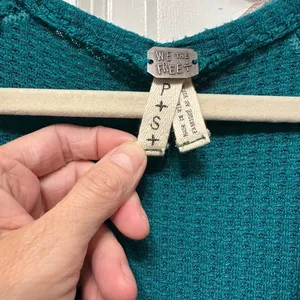 We The Free Teal Waffle Knit Long Sleeve Thumbhole Shirt Top‎ thumbnail 2