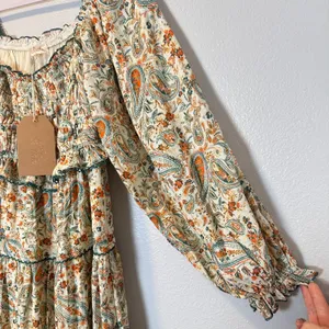 Listicle Size-M-L Maxi Dress Paisley Smocked Tiered Cream Cotton thumbnail 12