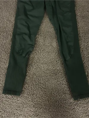 Peloton Green Seamless High-Waist Ribbed Bottom Leggings thumbnail 3