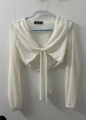 Anna Grace Cream Going Out Top thumbnail 2