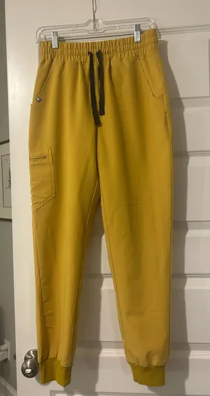 FIGS Scrub Pants thumbnail 1